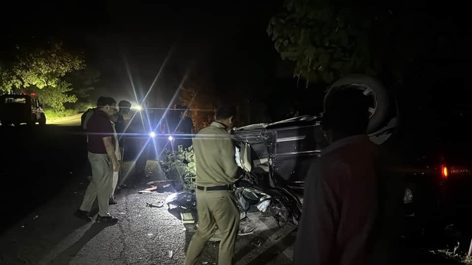 One person died in a collision between a car carrying a couple travelling to Nainital and a dumper