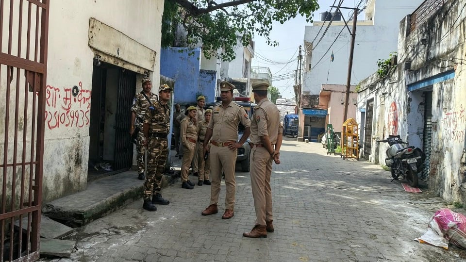 Meerut: Intelligence department on alert following reports of suspicious leaflets being distributed