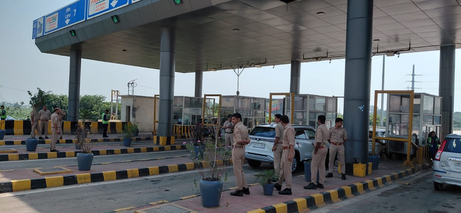 Meerut Police on Alert Over Jantar Mantar Protest, Heavy Force Deployed at Kashi Toll Plaza