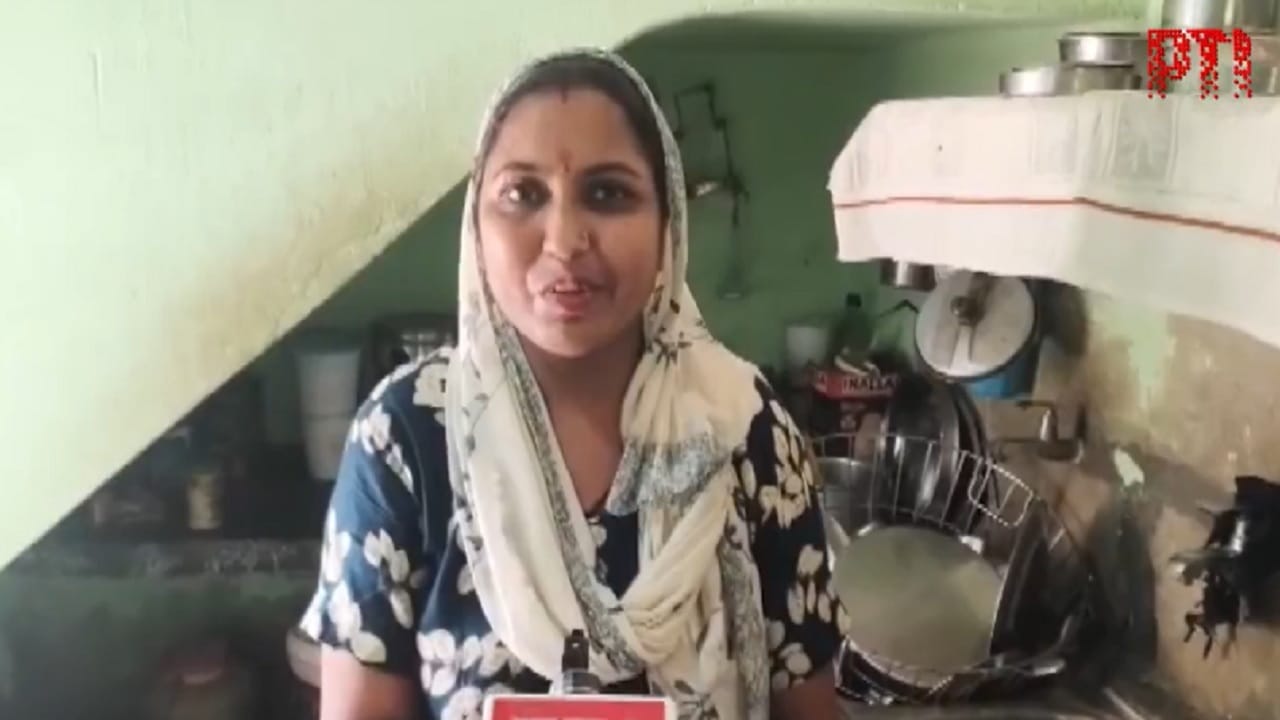 खिलाड़ी कीर्ति शर्मा की मां