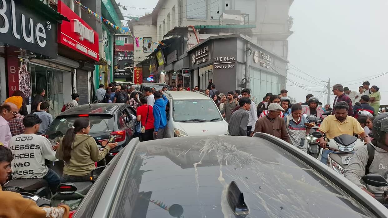 Mussoorie News Tourist 60 Percent advance bookings in hotels for weekend