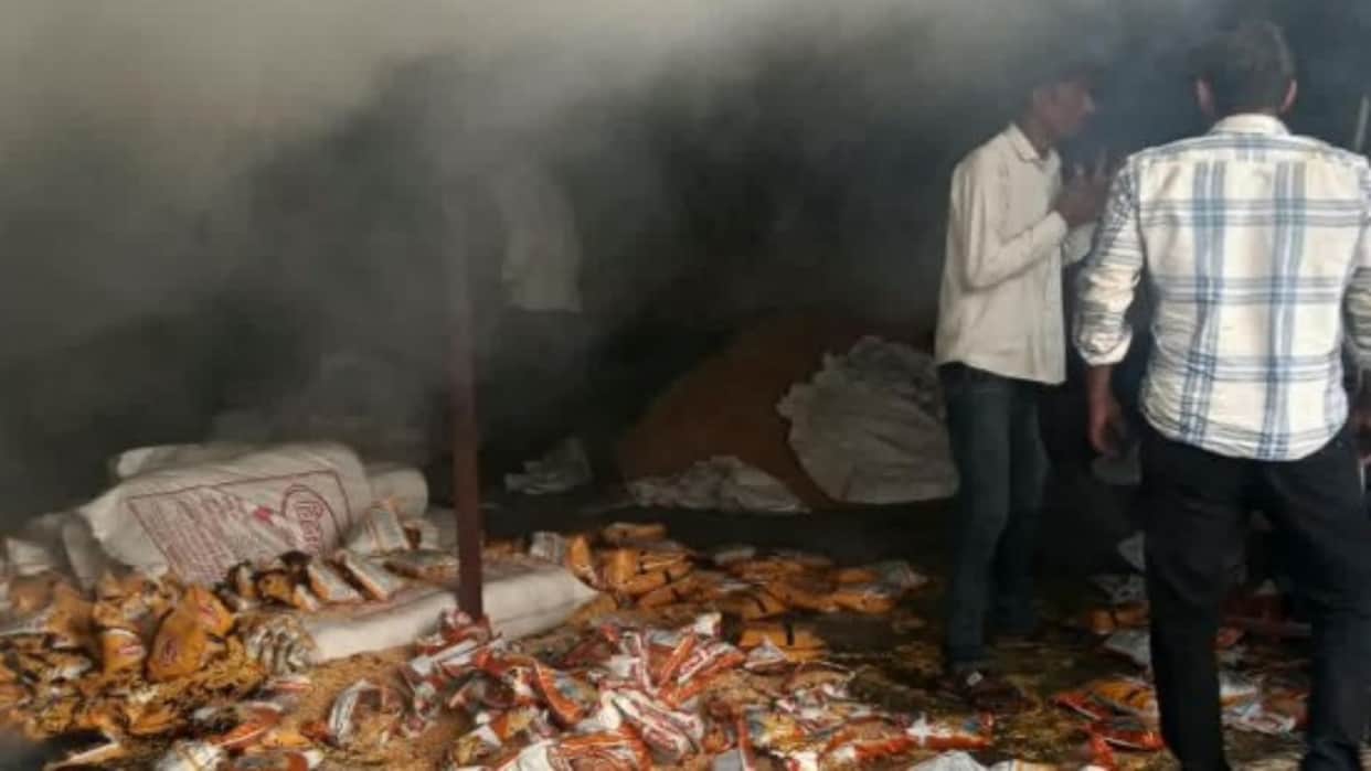Sehore: Massive Fire Breaks Out at Snack-Spice Factory, Goods Worth Lakhs Destroyed; 2-Hour Delay Alleged