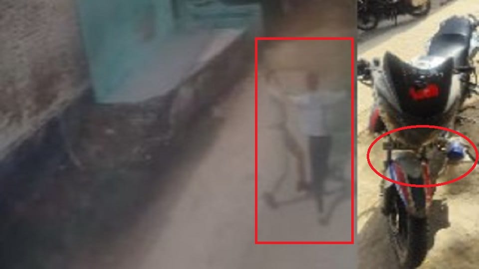 Aligarh Police Attacked Catching Warrantee History Sheeter
