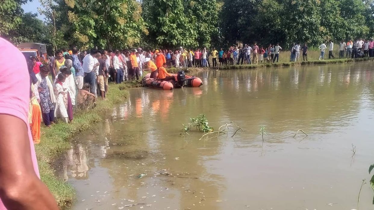 Two people died including woman by drowning in Balrampur