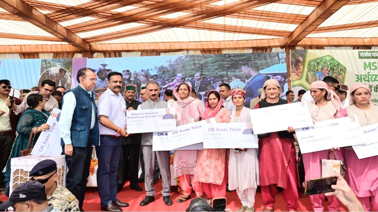 1471 पंजीकृत श्रमिकों को मुख्यमंत्री सुक्खू ने जारी किए 5.78 करोड़।