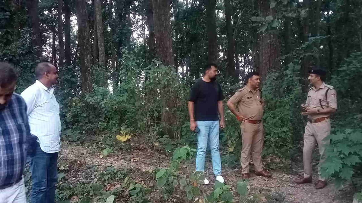 देहरादून क्राइम: घर से लापता व्यक्ति का शव खाई में मिला, गले में मिले चाकू के निशान, पुलिस जांच में जुटी