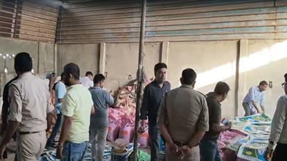 फर्जी खाद फैक्टरी में छापा