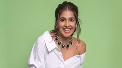 harleen sethi shared how Freida Pinto suggested to left acting as a career