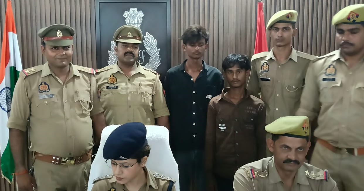 Kanpur Chain snatched from couple on their way to a temple two cunning robbers arrested