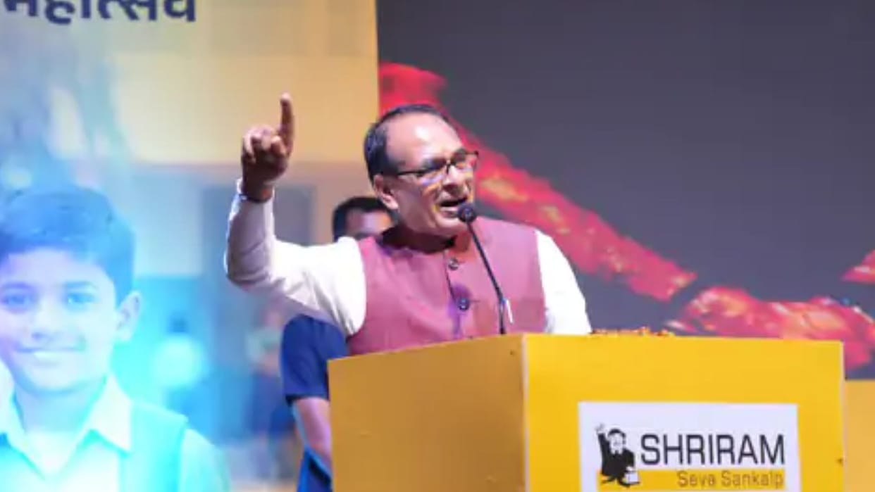 MP: Shivraj Questions ‘One Kachori, Two Samosas’ Slogan, Asks Why Such a Situation Arose