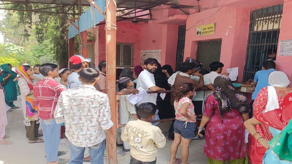 Number of patients with fever and viral infections rises at CHC 600 to 700 patients are visiting OPD daily in