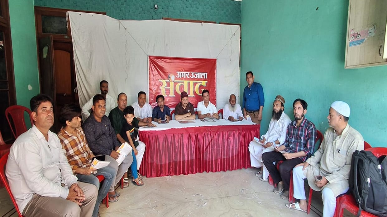 Residents of Chak Mahmood troubled by the problem of filth and waterlogging