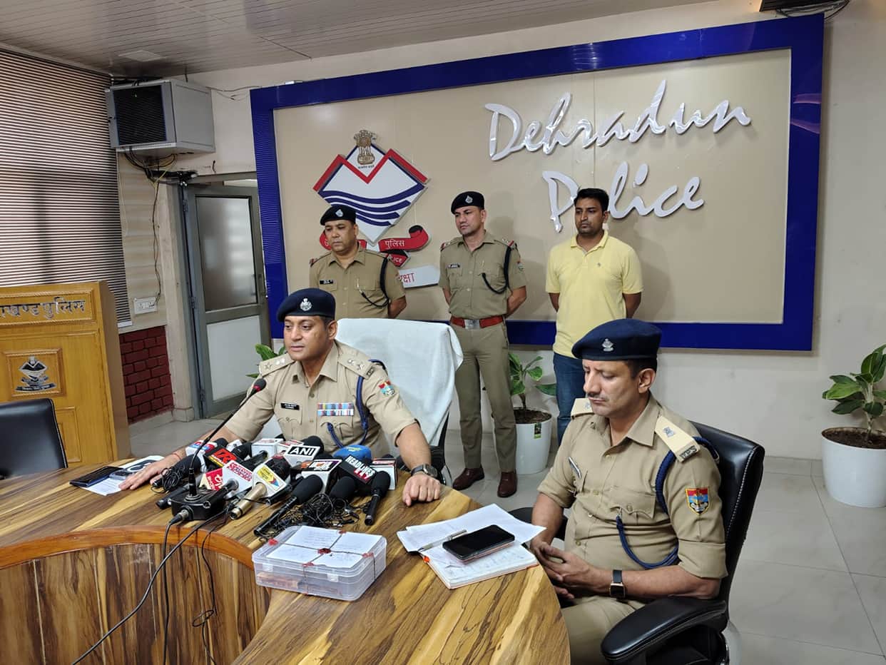 Dehradun Youth Murder solved wife conspired with lover to kill her husband both arrested