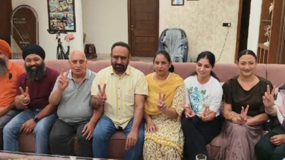 Celebrations at hockey star Manpreet home in Jalandhar