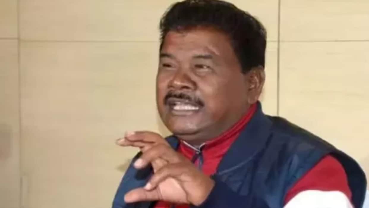 Jharkhand: Tribals form new organization to oppose delimitation; demand maintenance of reservation ratio.