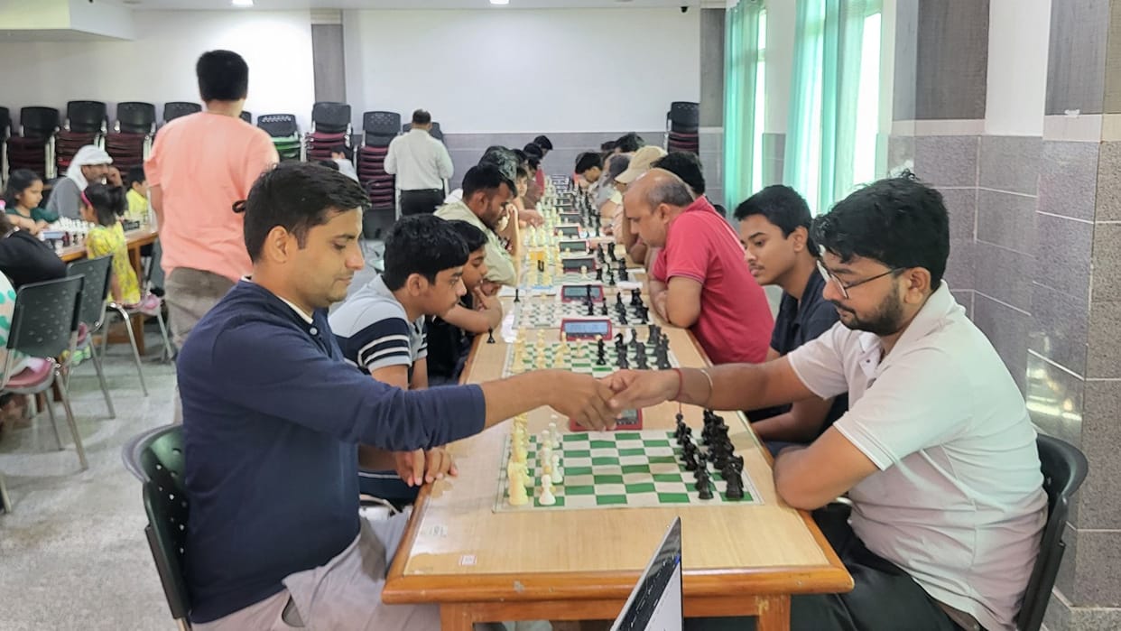 Sports News Aarav defeated senior player with minister help and straight move of bishop