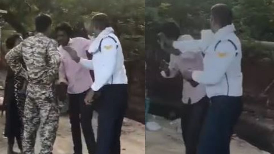 पुलिस की दबंगई का वीडियो: अतिक्रमण के नाम पर ठेले वाले को जड़े थप्पड़, मासूम को गोद में लिए चिल्लाती रही महिला