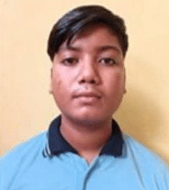 Barabanki: Student dies in head-on bike collision; family devastated.