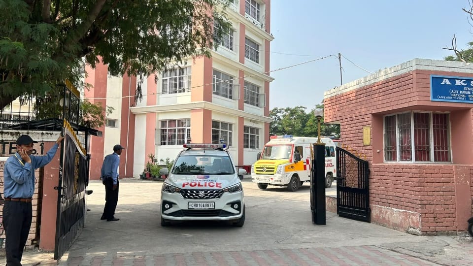 Bomb threat at Chandigarh school police reach scene