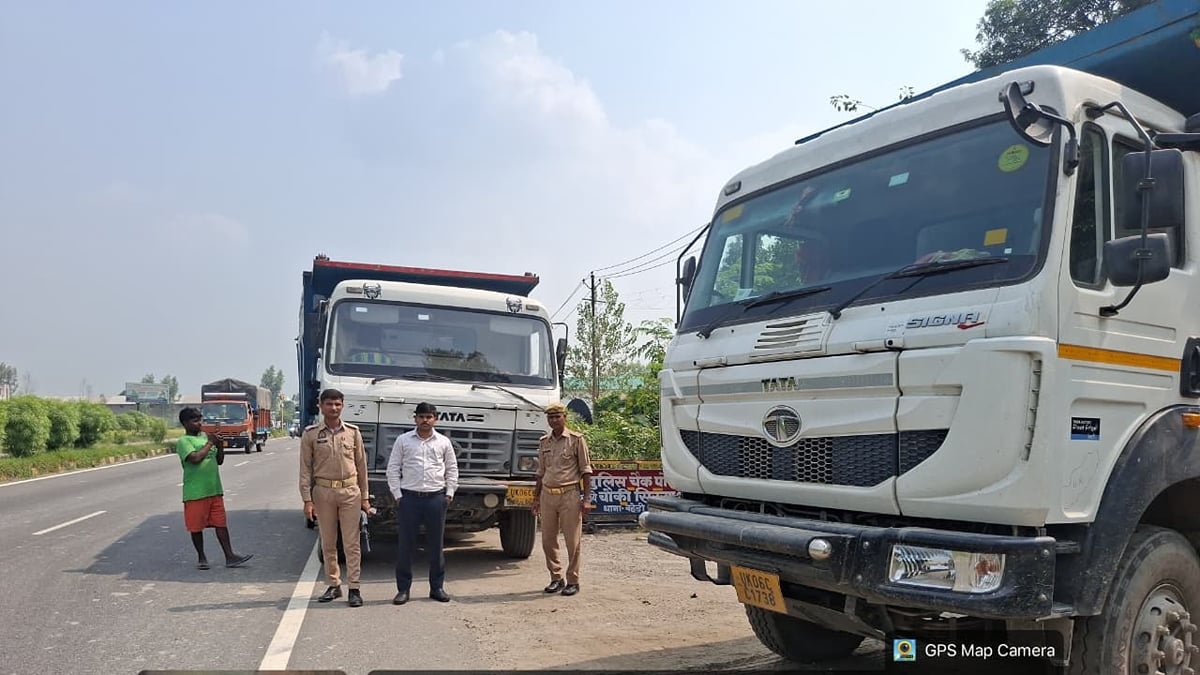 बरेली: बहेड़ी में अफसरों ने बिना आईएसटीपी खनिज ढोते दो डंपर पकड़े, एक लाख से अधिक जुर्माना