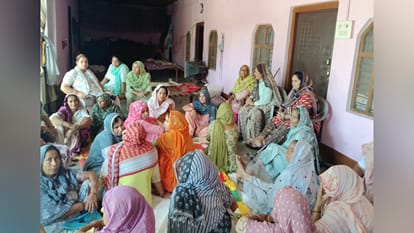 Elderly man murdered in Baghpat: Struck eight times with an axe and a *farsa* (heavy blade);