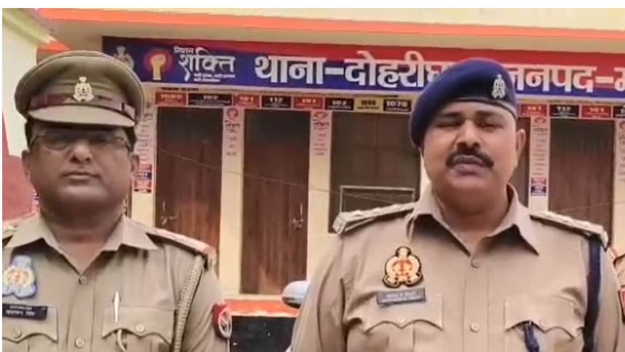 Two smugglers arrested with 423 liters of illicit Indian-made foreign liquor transported from Delhi to Bihar