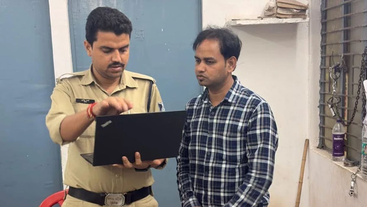 Gwalior Friendship on Social Media Leads to Video Call Recording Trap Sensation as Over 50 Videos Recovered