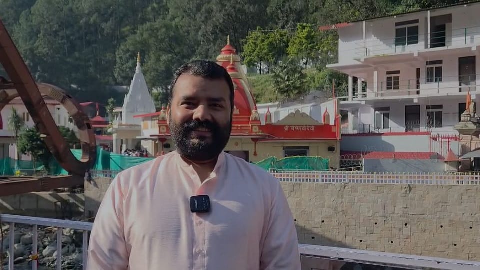 Hanuman Ansh film team visited Kainchi Dham and visited Baba Neeb Karori