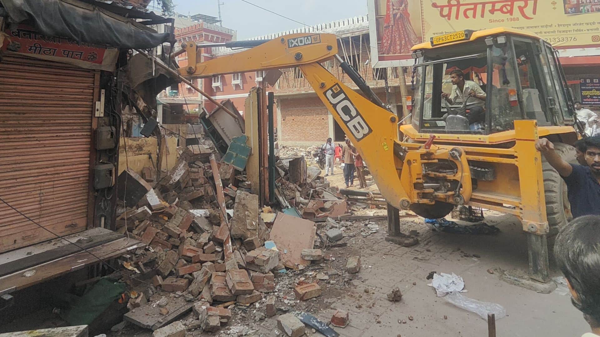 दालमंडी चौड़ीकरण योजना