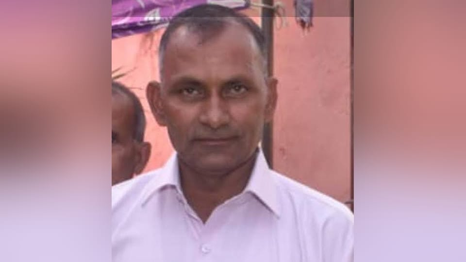 Shamli: Tractor overturns after going out of control and falling into a canal; brick kiln clerk died