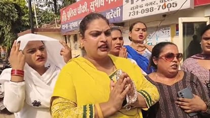 किन्नरों ने दूसरे गुट के खिलाफ की शिकायत
