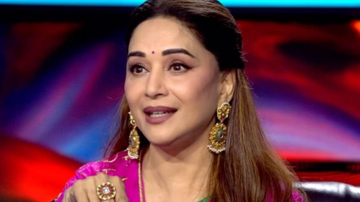 Madhuri Dixit Blushes As Kon Honar Crorepati Contestant Reveals Her Photo On His T-Shirt