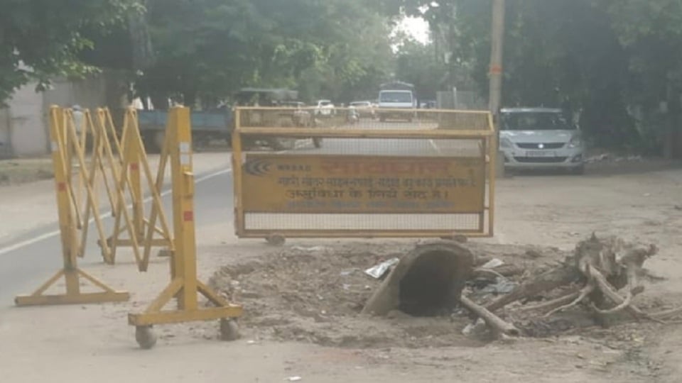 औद्योगिक क्षेत्र का हाल: बदहाल सड़कें, अंधेरा और गंदगी,  35 रुपये प्रति वर्ग मीटर शुल्क लेकिन सुविधाएं शून्य