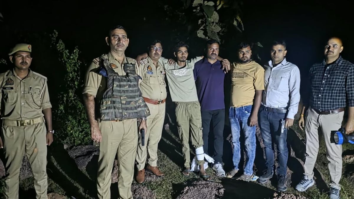 बीफार्मा छात्र हत्याकांड: पुलिस मुठभेड़ में दो इनामी हत्यारोपी गिरफ्तार, एक के पैर में लगी गोली