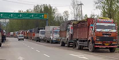 Supreme Court Asks Why Can’t NHAI Use Electronic Surveillance to Track Parked Vehicles on Highways?