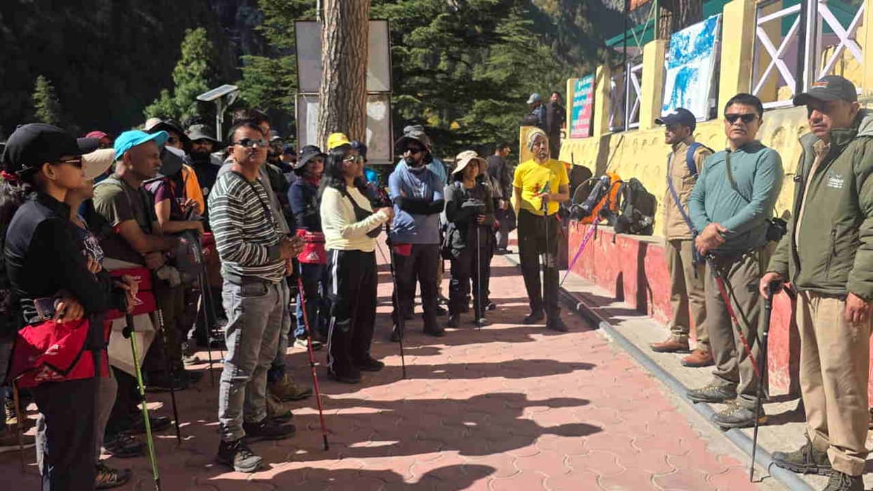 Gaumukh and Gangotri Glacier Peaks Open for Trekking Tapovan and Kedartal Routes Still Closed Uttarakhand
