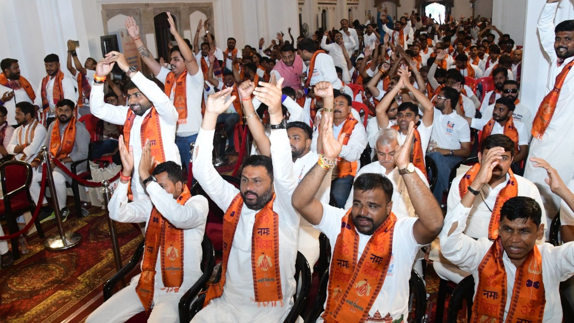 Youth praise Kashi development say leaders should be like Narendra Modi left awestruck corridor