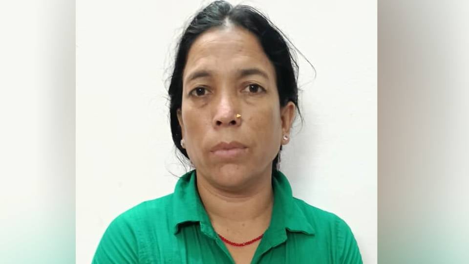 बहराइच: भारत-नेपाल सीमा पर नेपाली महिला तस्कर गिरफ्तार, 15 लाख की अफीम बरामद