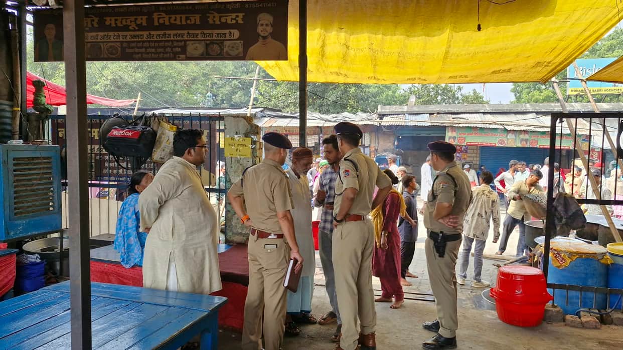 Roorkee Crime Six year old girl from a family staying at a rain shelter allegedly Misdeed Uttarakhand News