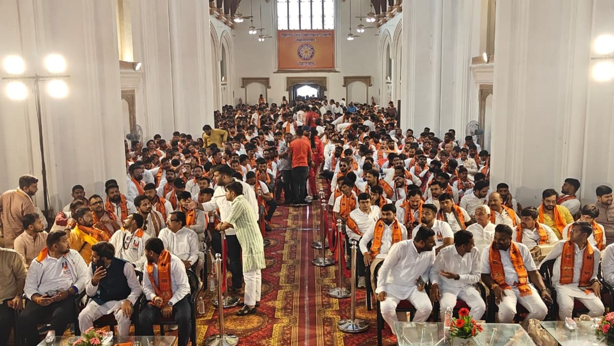 PM Modi join virtually 500 bikers arriving in Kashi from Vadnagar receive grand welcome