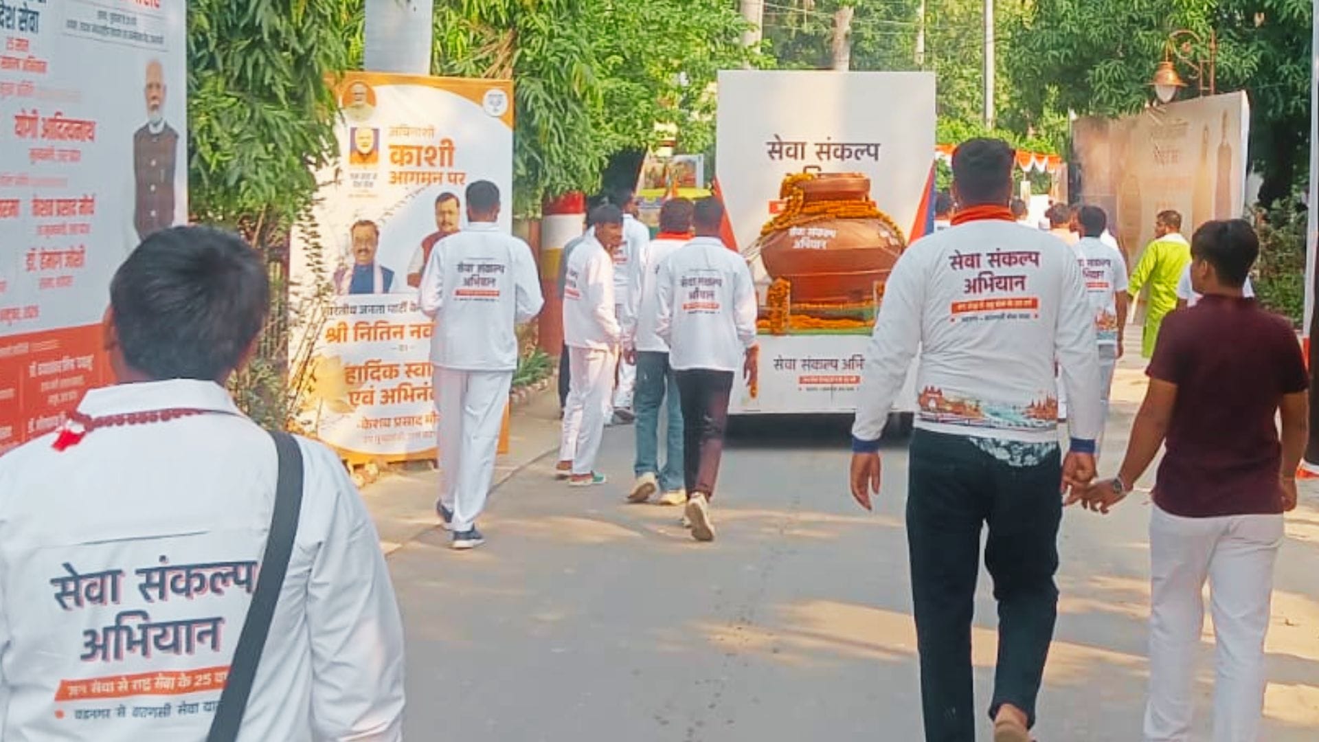 Grand welcome for 500 bike riders at Sampurnanand Sanskrit university in varanasi