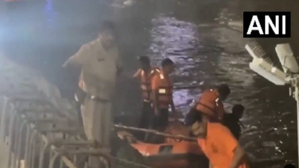 Noida: A person fell into a drain near Sector 81 Metro Station