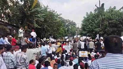 Dehradun news village pradhan march towards secretariat stopped by police barricading