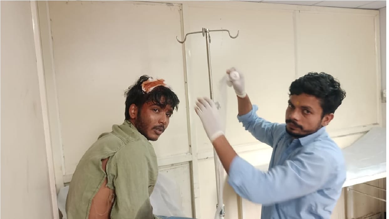People who had come to testify at the Panipat district court complex were attacked