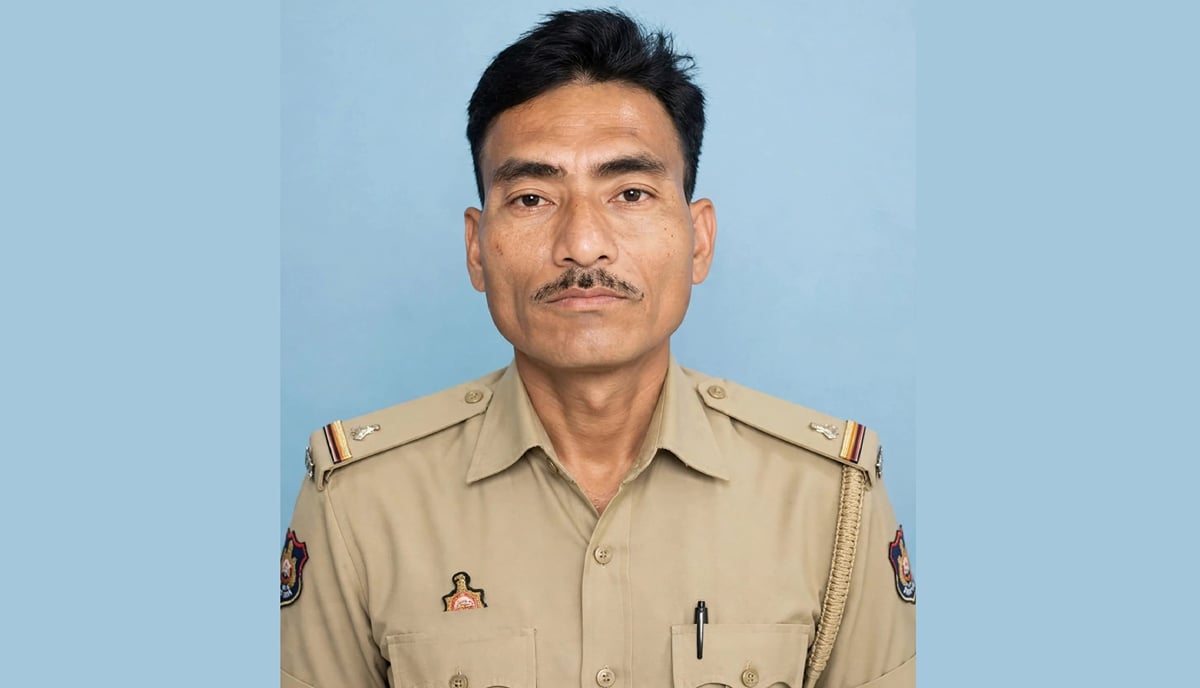 कानपुर हादसा: अज्ञात वाहन ने बाइक को मारी टक्कर, ड्यूटी जा रहे होमगार्ड की मौत, शव पोस्टमार्टम के लिए भेजा