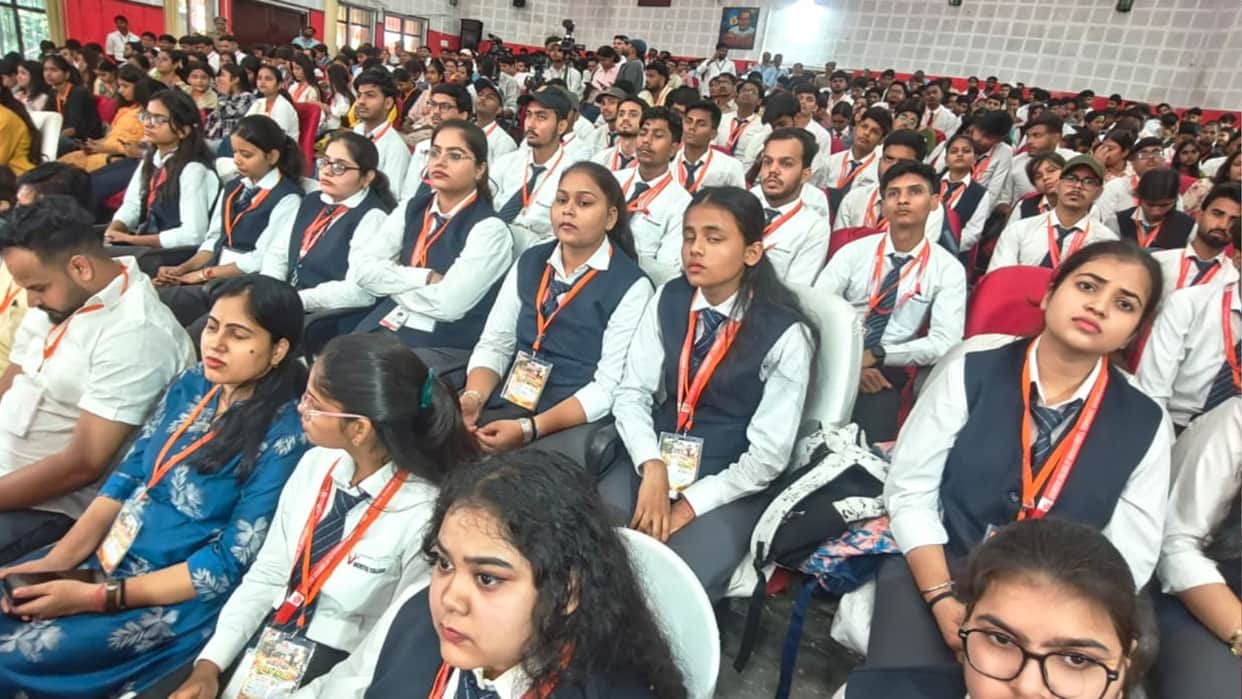 BJP National President Nitin Navin interact with Gen Z at Kashi Vidyapith Varanasi