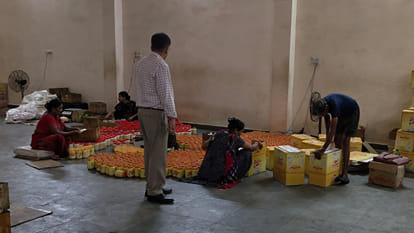 Kanpur: License conditions violated; goods worth ₹5.88 lakh seized, food business shut down