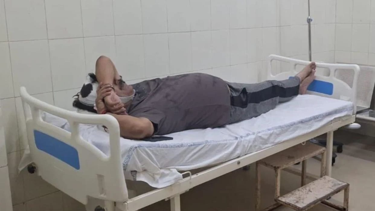 Five people including sub-inspector injured in attack in ghazipur