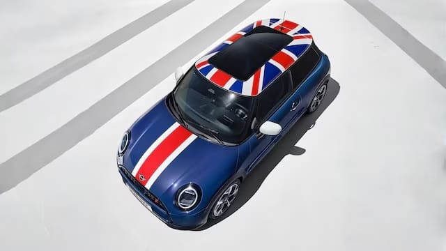 MINI Cooper Oxford Edition Bookings Open in India: Check Design, Specs And Key Features