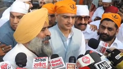 सचिन पायलट, परगट सिंह श्री हरमंदिर साहिब पहुंचे